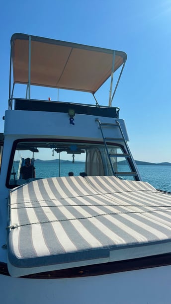 Ayvalik Motorjacht   9  gasten 10 m Lijstnummer: #25811 2