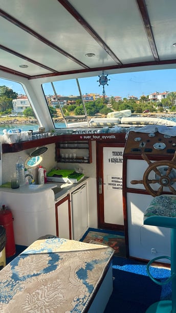 Ayvalik Motorjacht   9  gasten 10 m Lijstnummer: #25811 3