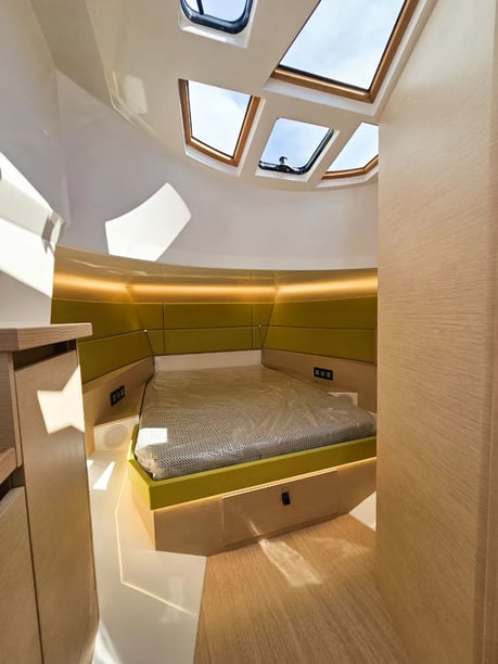 Seget Donji Motorboot 2 Kabine 4 Liegeplätze 12 Gäste 12.36 m Nummer des Inserats: #25819 5