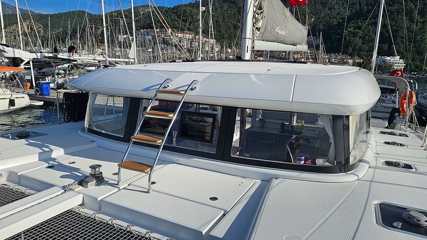 Fethiye Catamaran 4 cabin 8 berths 10 guests 11.74 m Listing Number: #25840 2