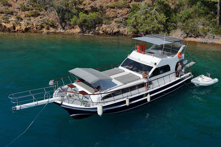 Gocek Goleta Cabina 2  4  literas 7  invitados 15.4 m Número de anuncio: #25844