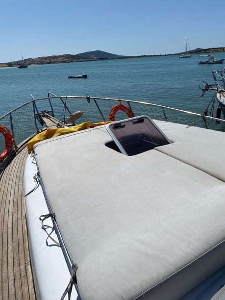 Ayvalik Yate a motor  2  literas 10  invitados 11 m Número de anuncio: #25846 4
