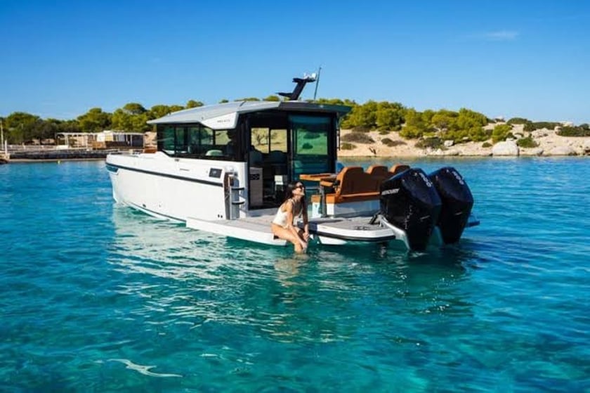 Bodrum Bateau à moteur   Invités 9  10 m Numéro de l'annonce: #25847