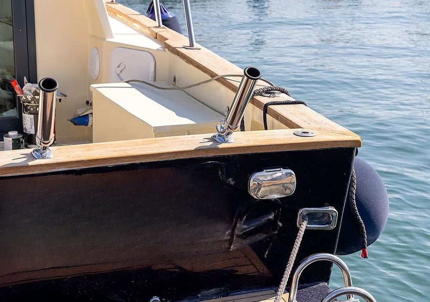 Trapani Sürat Teknesi 2 kabin Konaklama 4 kişi Seyir 12 kişi 14 m İlan No: #25850 3