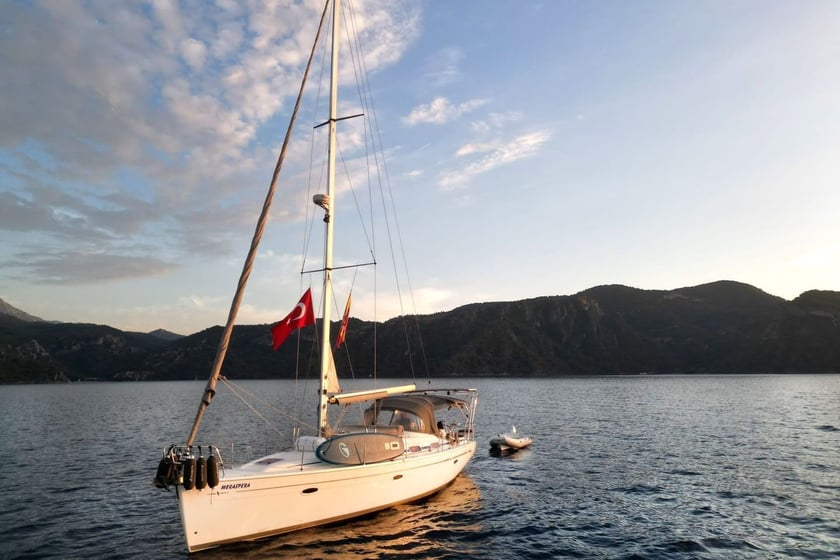 Fethiye Zeilboot Cabine 3  6  slaapplaatsen 8  gasten 13.89 m Lijstnummer: #25861