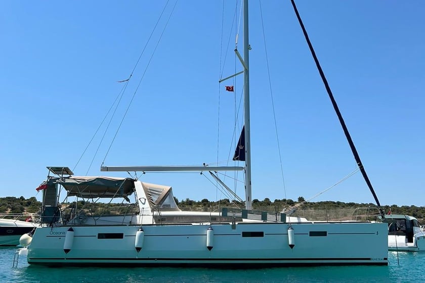 Gocek Zeilboot Cabine 3  6  slaapplaatsen 6  gasten 14 m Lijstnummer: #25873