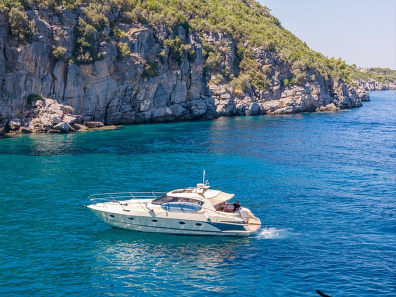 Kanistro - Chalkidiki Motorboat 3 cabin 6 berths 6 guests 12.08 m Listing Number: #25878