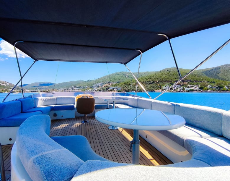 Turkbükü, Bodrum Yate a motor Cabina 2  4  literas 4  invitados 20 m Número de anuncio: #25881 4