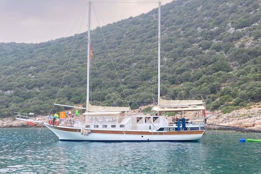 Kekova Gulet 6 Kabine 12 Liegeplätze 12 Gäste 21 m Nummer des Inserats: #25888