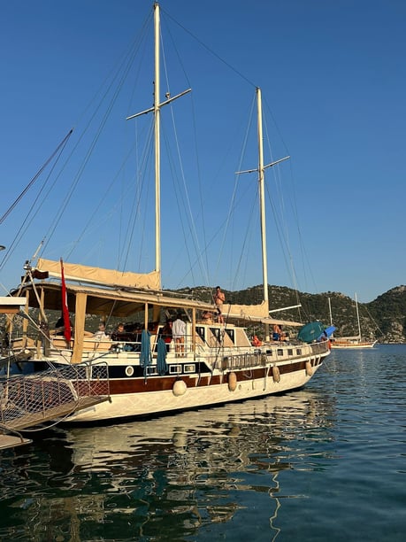 Kekova Gulet 6 Kabine 12 Liegeplätze 12 Gäste 21 m Nummer des Inserats: #25888 2