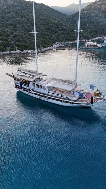 Kekova Gulet 6 Kabine 12 Liegeplätze 12 Gäste 21 m Nummer des Inserats: #25888 3
