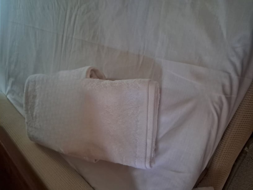 Athens Motorboat 2 cabin 8 berths 10 guests 11.5 m Listing Number: #25894 3