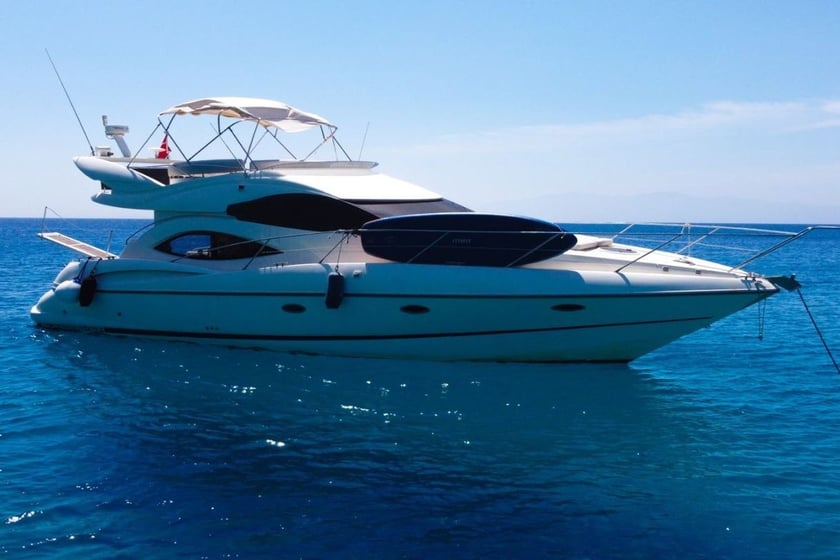 Bodrum Motoryat  Konaklama 4 kişi Seyir 9 kişi 14 m İlan No: #25933 3