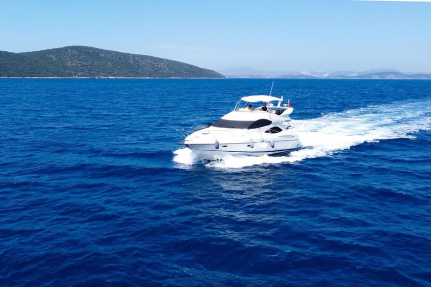 Bodrum Motoryat  Konaklama 4 kişi Seyir 9 kişi 14 m İlan No: #25933 5