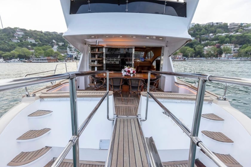 Kurucesme Motor Yacht   12 guests 18 m Listing Number: #25950 4