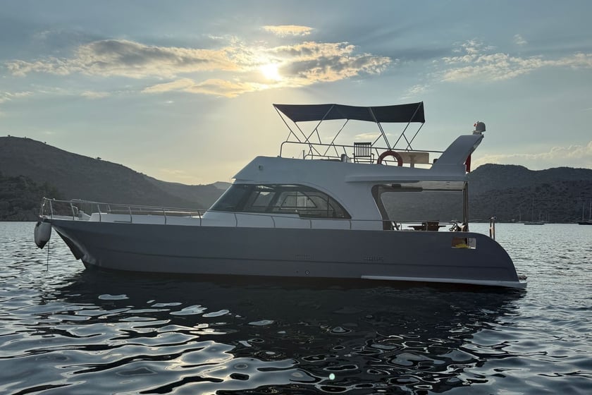 Yalikavak Motor Yacht 3 cabin  6 guests 14 m Listing Number: #26028 2