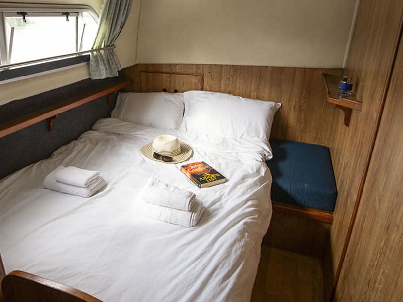 Vinkeveen Motorboat 3 cabin 6 berths 6 guests 11.9 m Listing Number: #26159 2