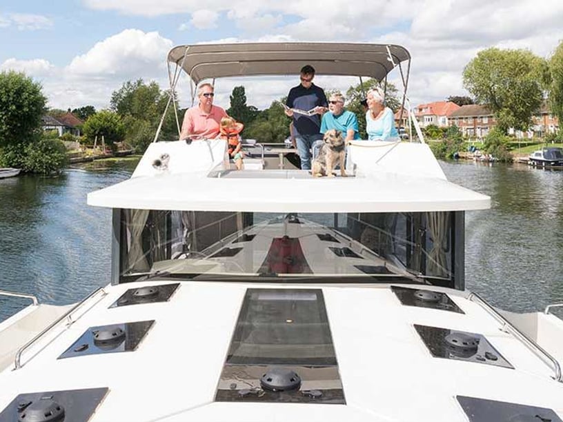 Smiths Falls Motorboat 4 cabin 9 berths 9 guests 13 m Listing Number: #26251 5