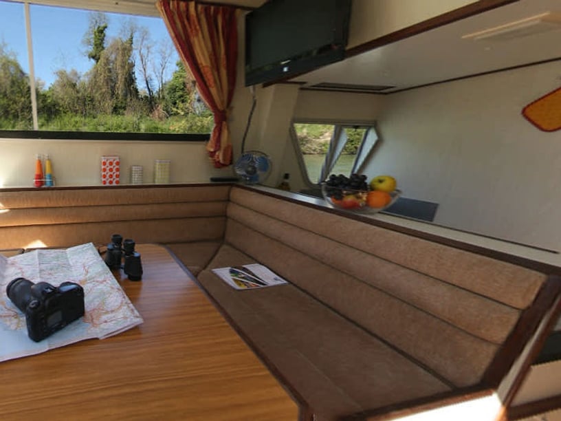 Messac Motorboat 3 cabin 6 berths 6 guests 12.75 m Listing Number: #26434 4