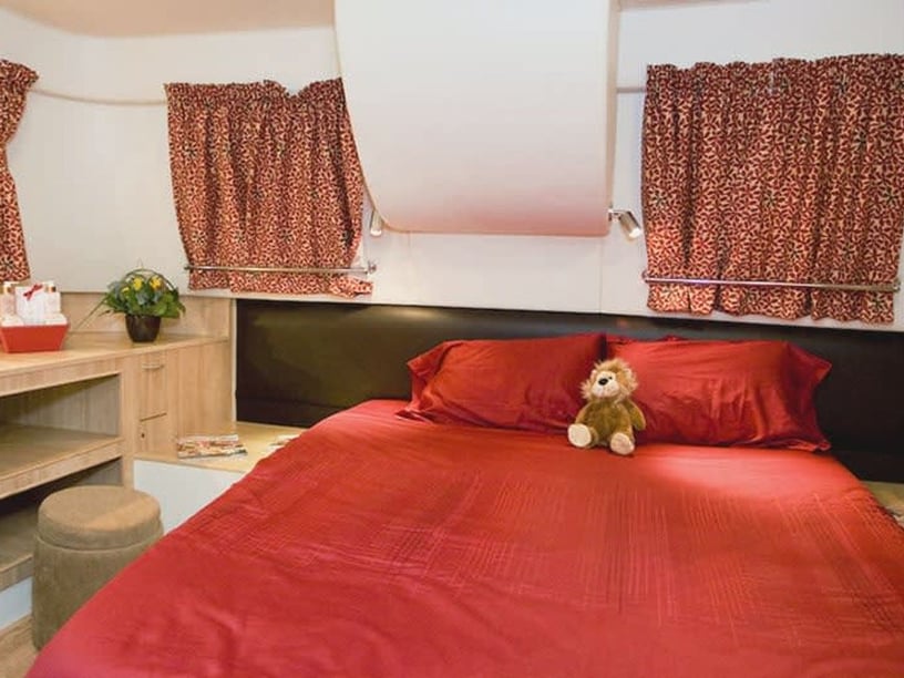 Castelnaudary  Sürat Teknesi 2 kabin Konaklama 6 kişi Seyir 6 kişi 13.25 m İlan No: #26464 2