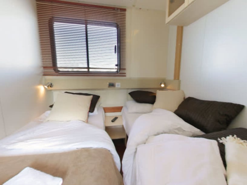 Portiragnes Bateau à moteur Cabine 4  Couchettes 9  Invités 9  14.97 m Numéro de l'annonce: #26481 4