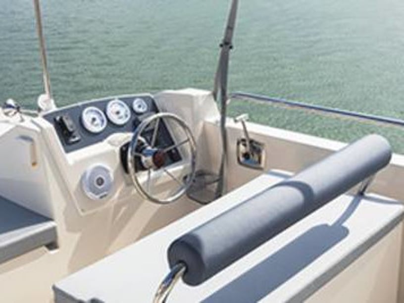 Portiragnes Motorboat 5 cabin 12 berths 12 guests 14.99 m Listing Number: #26602 4