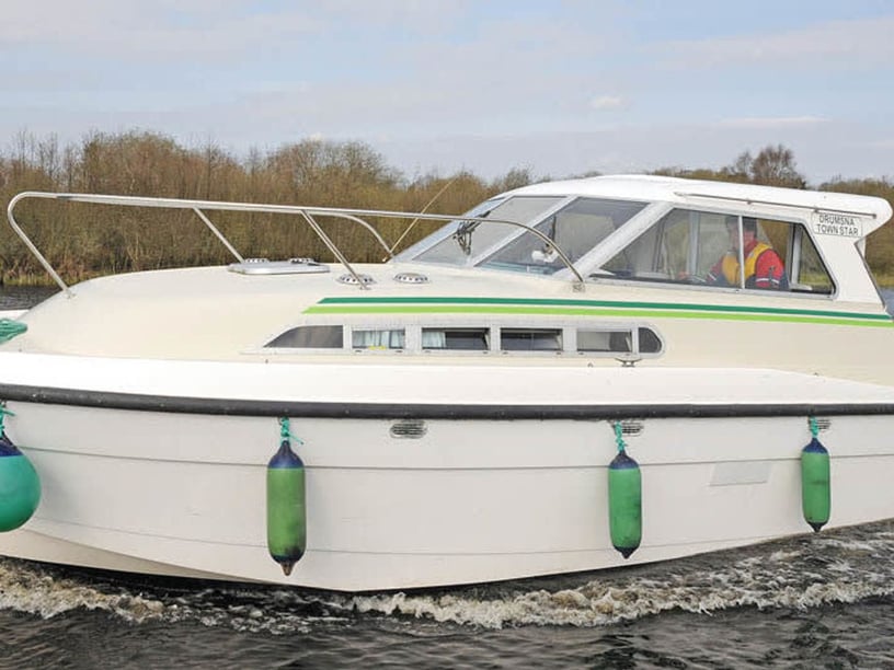 Carrick über Shannon Motorboot 1 Kabine 3 Liegeplätze 3 Gäste 9 m Nummer des Inserats: #26695
