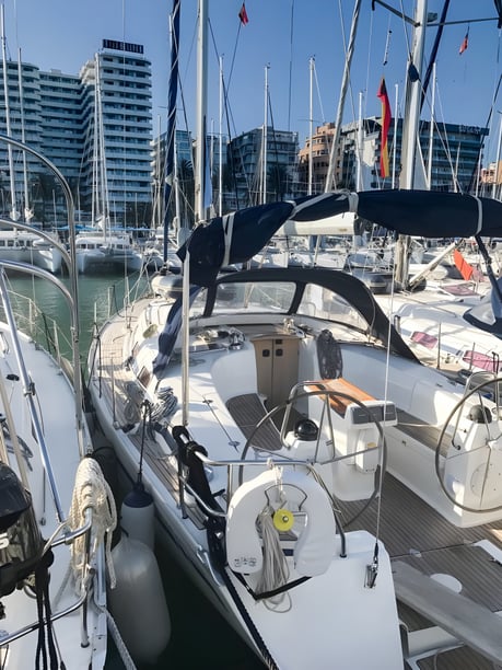 Palma de Mallorca Zeilboot Cabine 3  6  slaapplaatsen 6  gasten 12.35 m Lijstnummer: #267 5