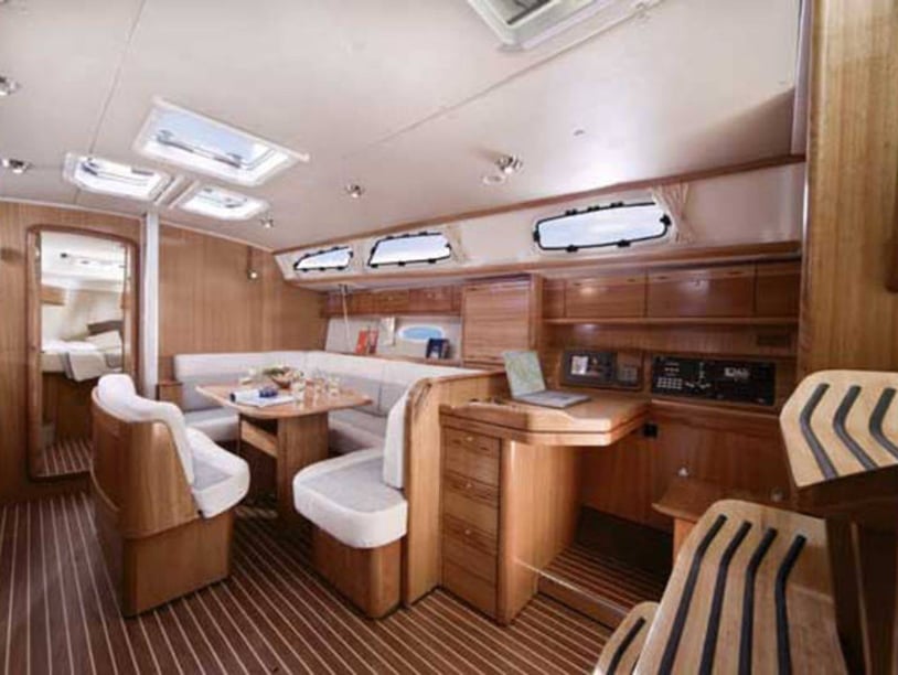 Palma de Mallorca Sailboat 3 cabin 6 berths 6 guests 12.35 m Listing Number: #267 2