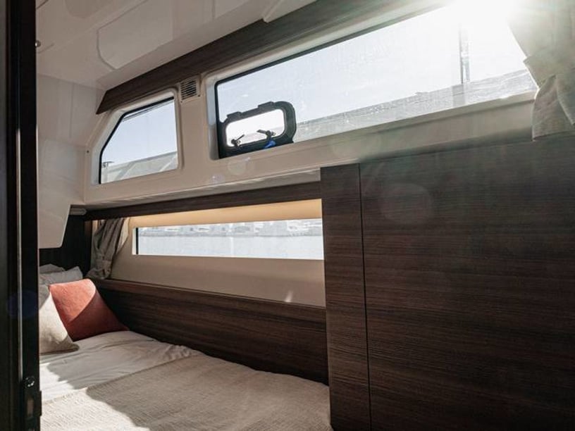 Douelle Motoscafo cabina 2  cuccette 5  5  ospiti 11.23 m Numero dell'inserzione: #26745 4