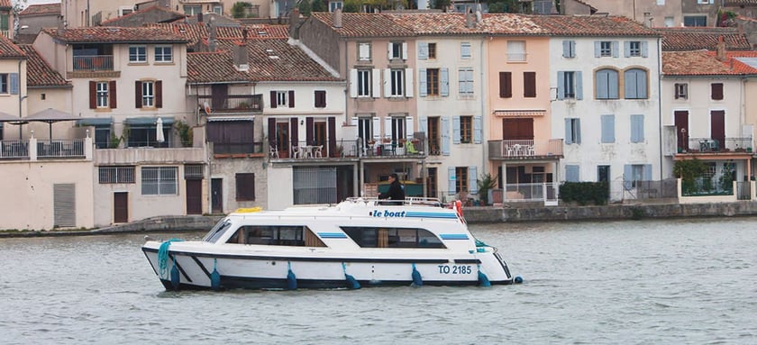 Portiragnes Motorboot 1 Kabine 4 Liegeplätze 4 Gäste 8.8 m Nummer des Inserats: #26823 4