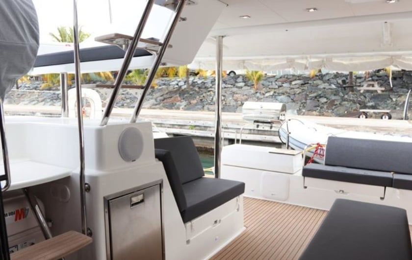 Road Town Katamaran 5 Kabine 10 Liegeplätze 12 Gäste 14.96 m Nummer des Inserats: #26962 5