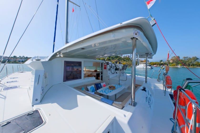 Gocek Catamaran 4 cabin 8 berths 8 guests 42 ft Listing Number: #27023 4