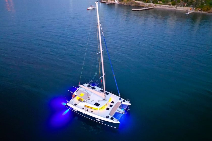 Gocek Catamaran 4 cabin 8 berths 8 guests 42 ft Listing Number: #27023