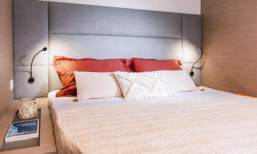 Kalamata Catamaran Cabine 6  12  slaapplaatsen 10  gasten 16 m Lijstnummer: #27029 3