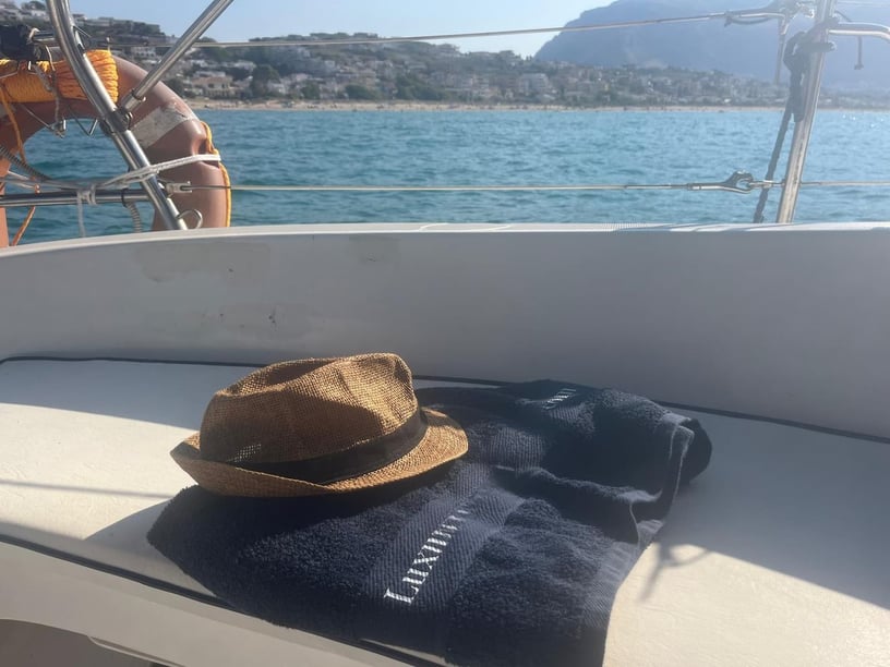 Castellammare de Golfo Zeilboot Cabine 2  4  slaapplaatsen 4  gasten 9.63 m Lijstnummer: #27040 4