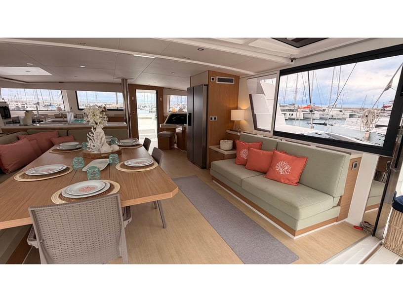 Capo d'Orlando Catamaran 5 cabin 10 berths 10 guests 16.8 m Listing Number: #27041 2
