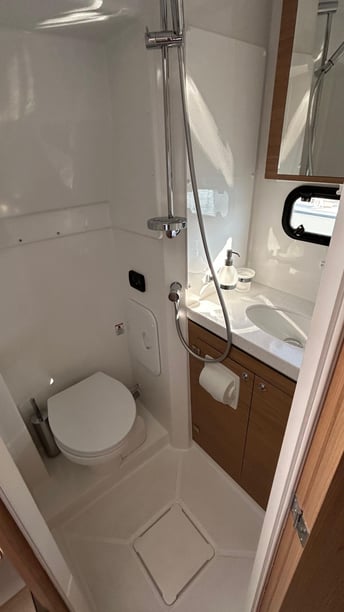 Capo d'Orlando Catamaran 5 cabin 10 berths 10 guests 16.8 m Listing Number: #27041 3