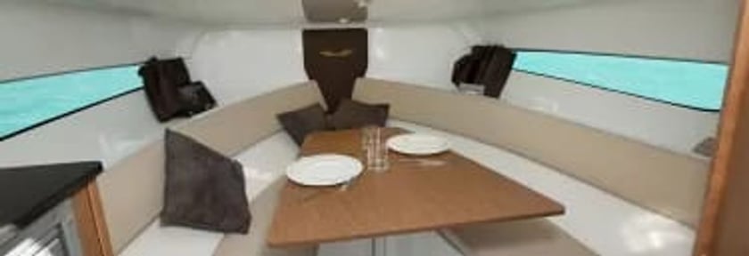 Cannes Motoryacht   9 Gäste 7.66 m Nummer des Inserats: #27045 3