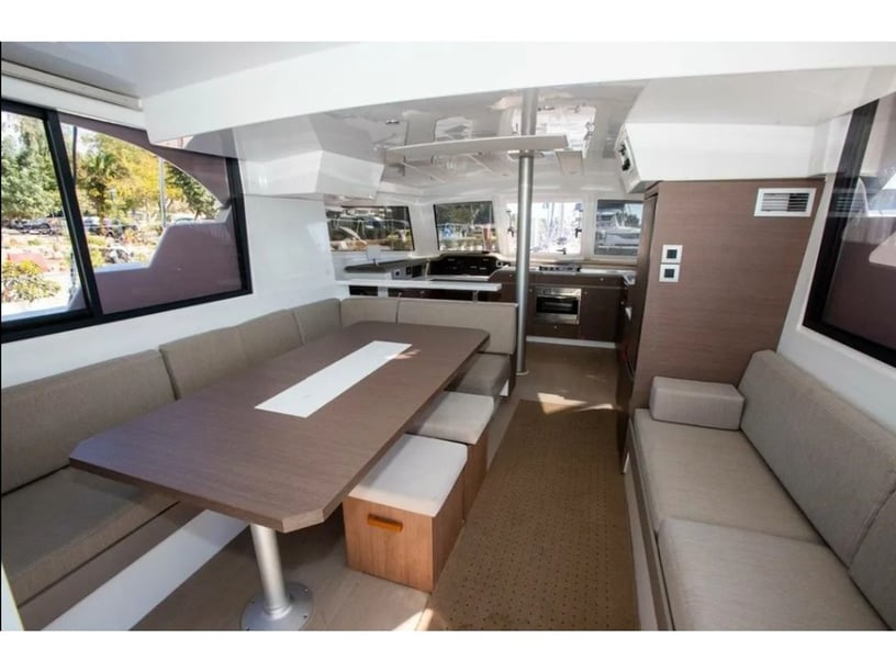 Ligia Catamaran Cabine 4  10  slaapplaatsen 10  gasten 12.31 m Lijstnummer: #27074 2