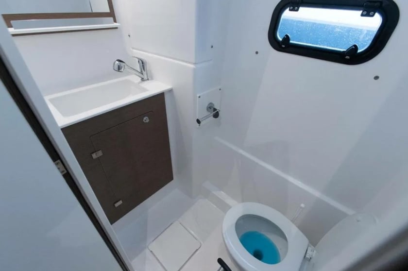 Ligia Catamaran Cabine 4  10  slaapplaatsen 10  gasten 12.31 m Lijstnummer: #27074 4