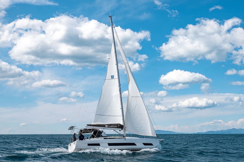 Piombino Barca a vela cabina 4  cuccette 10  10  ospiti 12.75 m Numero dell'inserzione: #27108 4