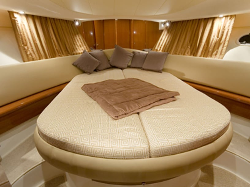 Goa Motorboat 2 cabin 4 berths 9 guests 11.62 m Listing Number: #27115 5