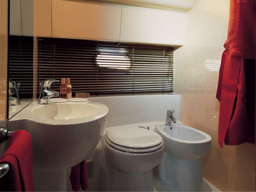 Goa Motorboat 3 cabin 6 berths 12 guests 14.35 m Listing Number: #27118 4