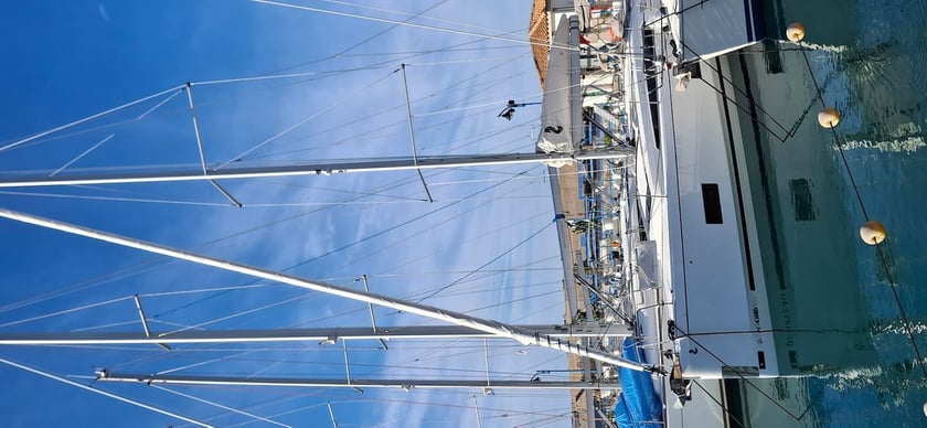 Tropea Barca a vela cabina 5  cuccette 12  12  ospiti 14.6 m Numero dell'inserzione: #27131 3