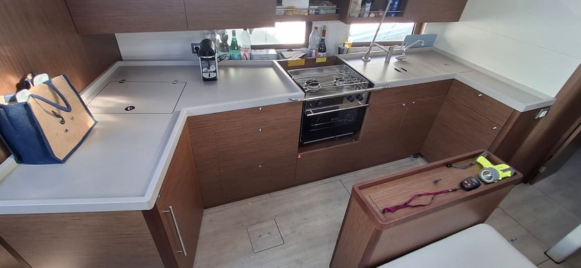 Tropea Barca a vela cabina 5  cuccette 12  12  ospiti 14.6 m Numero dell'inserzione: #27131 5