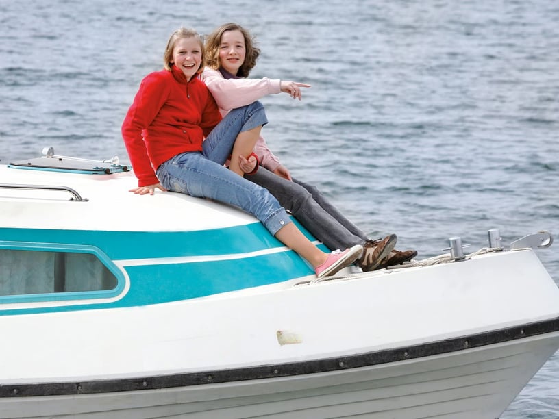 Rechlin Motorboot Cabine 1  2  slaapplaatsen 4  gasten 7.5 m Lijstnummer: #27134 5