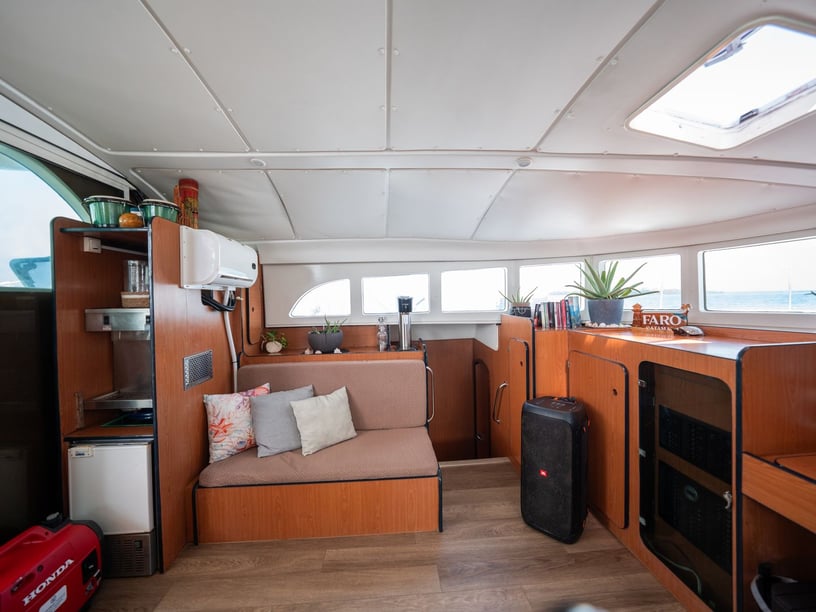 San Blas Islands Catamaran 6 cabin 12 berths 12 guests 17.6 m Listing Number: #27166 2