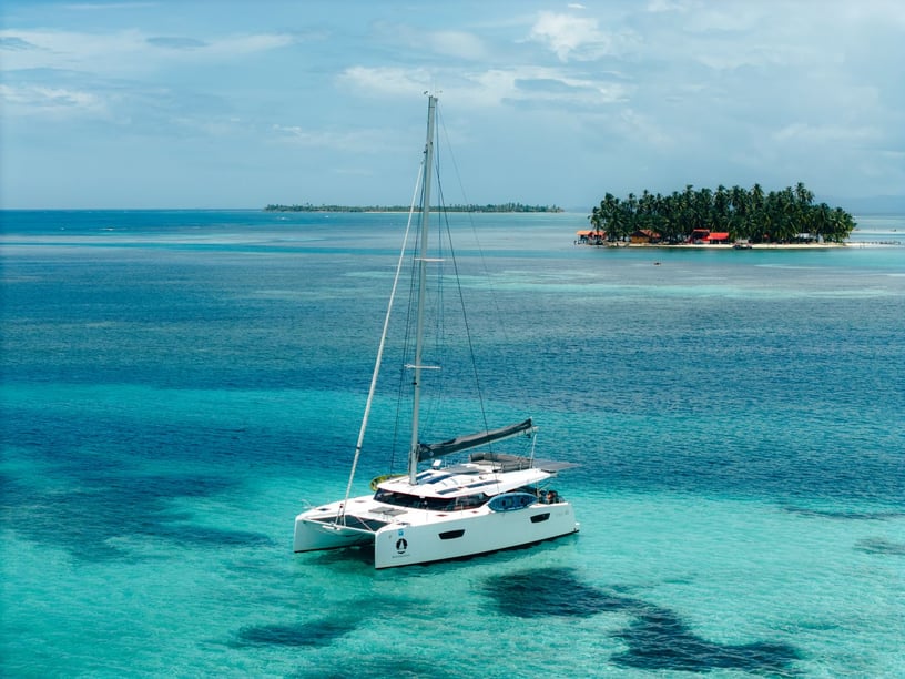 San Blas Islands Catamaran 4 cabin 8 berths 8 guests 11.55 m Listing Number: #27167