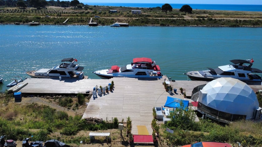 Antalya Motor Yacht   12 guests 18 m Listing Number: #27177 4